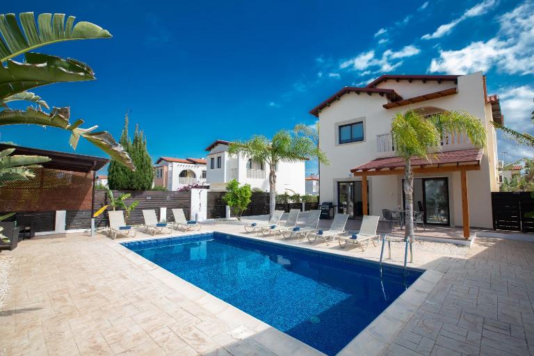 Villa To Perivoli - B&B Protaras