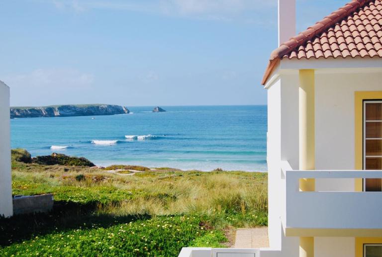 Casa Pedro - Baleal beach, Balcony, Pool - B&B Baleal