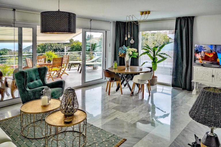 PANORAMIC HOME - Bed and Breakfast Benalmádena