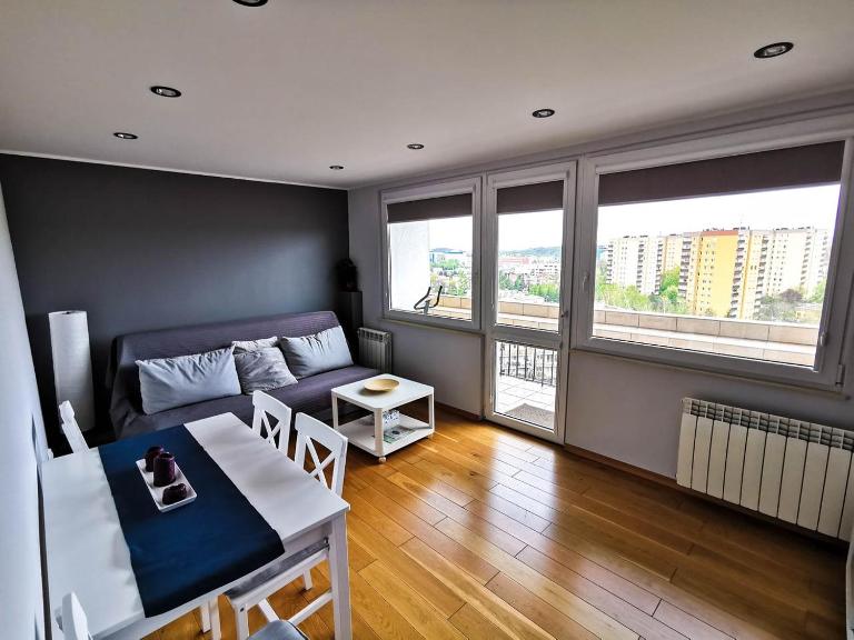 Sky Apartments - Łagiewniki - B&B Krakow