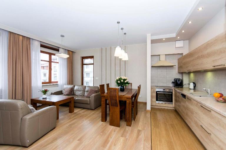 Gold - Neptun Park by OneApartments - B&B Danzica