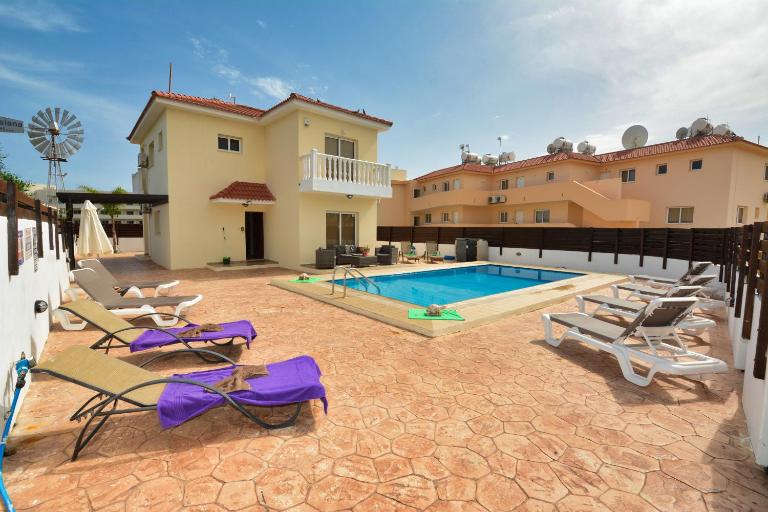 Nissi Villa Crystal - Ferienwohnung Agia Napa