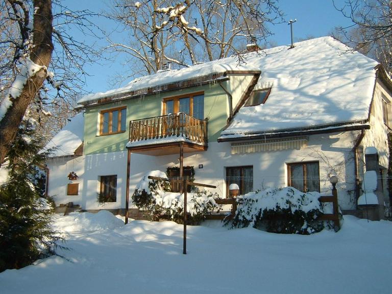 Chalupa Horní Lánov - B&B Dolní Dvůr