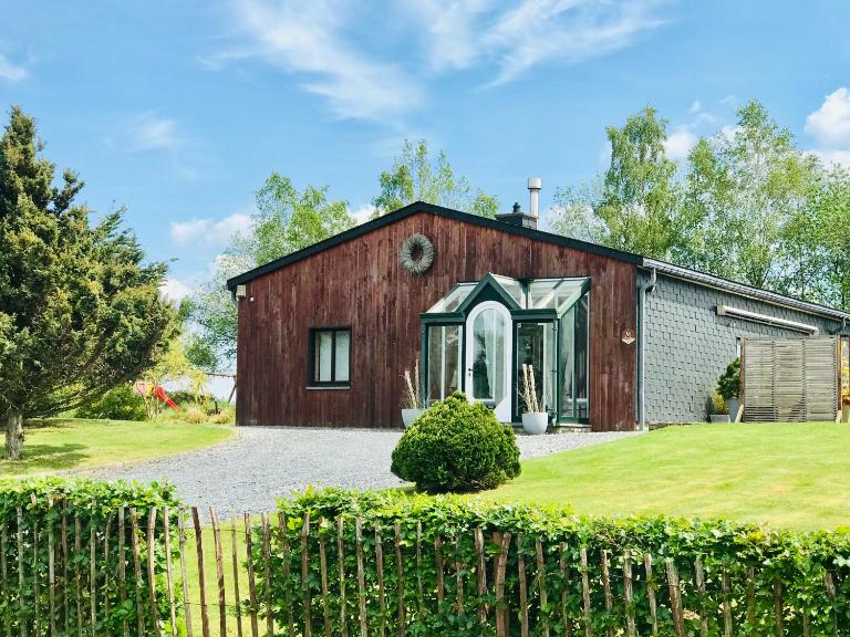 Chalet Ardenne - Chambres d'hôtes Rochehaut