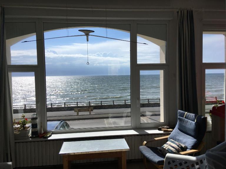 FACE A LA MER , L ARTISTE - Bed and Breakfast Ambleteuse