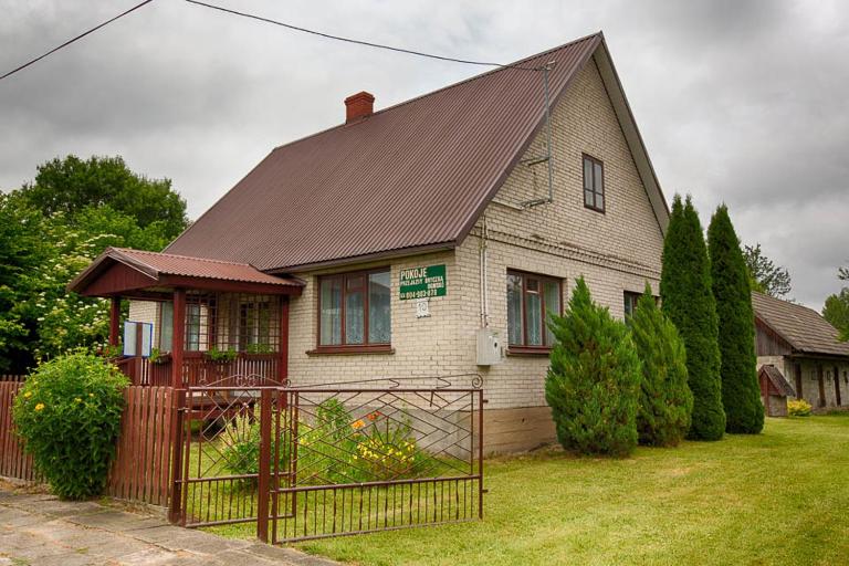 Dom w Starym Sadzie - B&B Białowieża