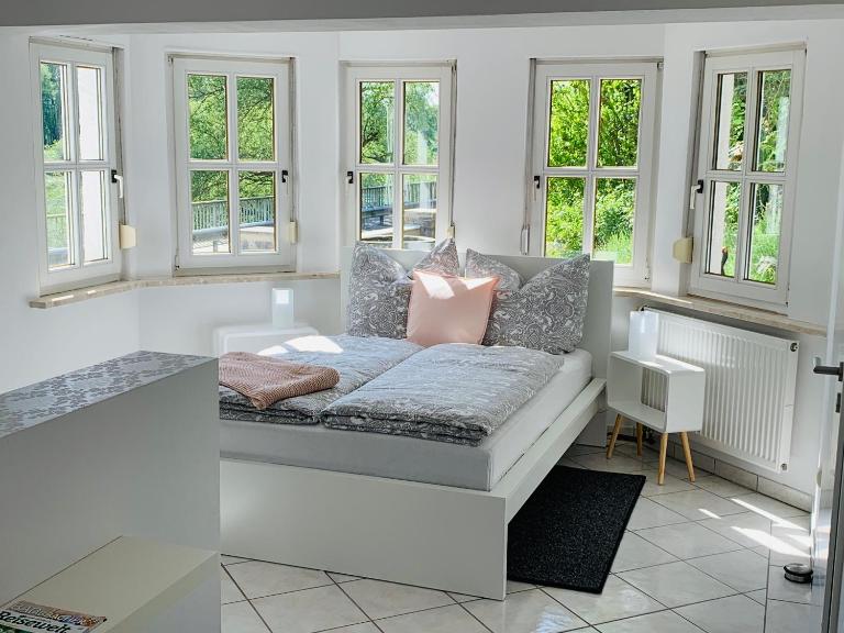 Apartment Donaublick - Ferienwohnung Bad Abbach