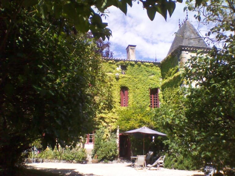 La Cure du Maine Charles - B&B Birac
