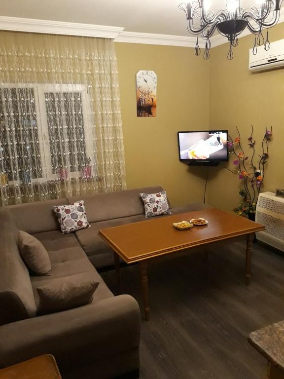 Nadia's Apartment in Batumi close the the Sea - B&B Batum
