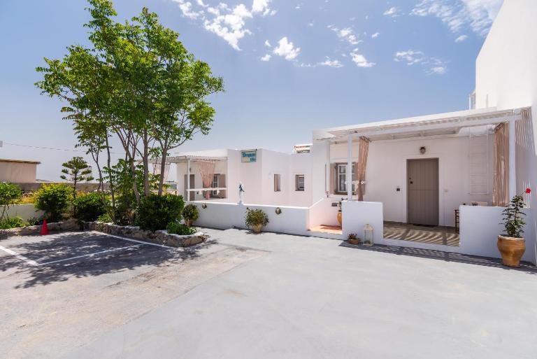 Milos Dream Life - B&B Triovasalos