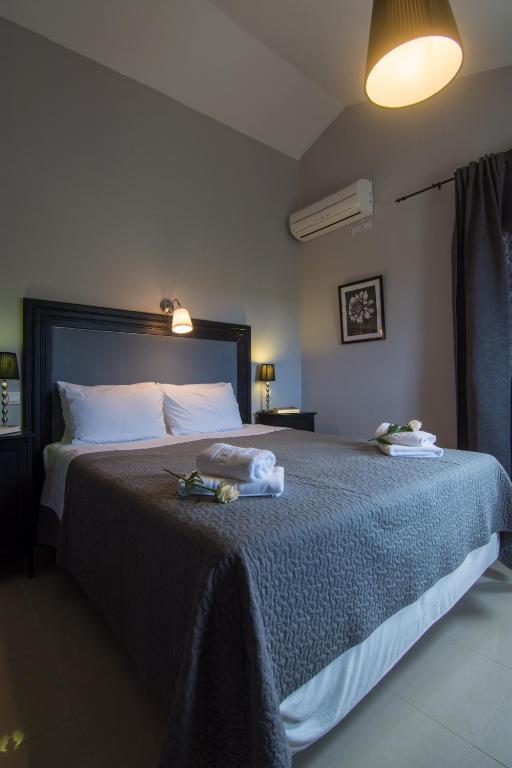 Villa Elaia Suites & Apartments No.1 - Chambres d'hôtes Gáïos
