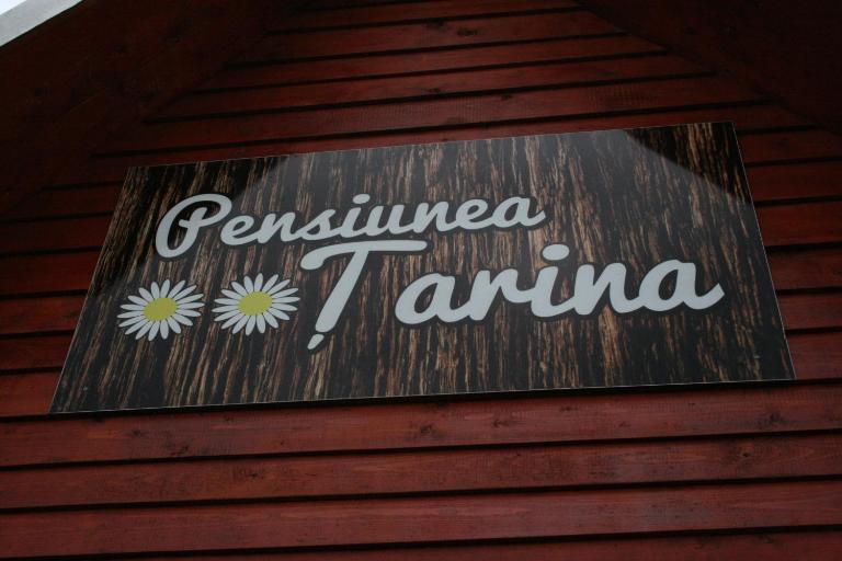 Pensiunea Tarina - Ferienwohnung Şuncuiuş