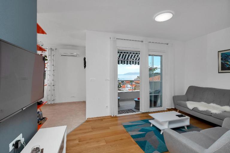 Apartman Jug - B&B Makarska