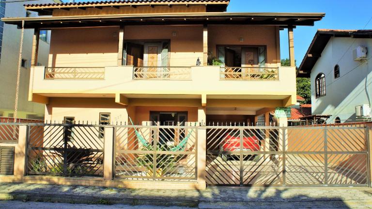 Casa 02 dorm na Rua Salmao - Ferienwohnung Bombinhas