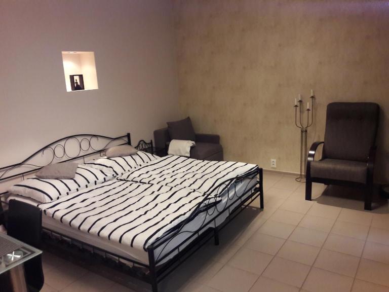 Lucas Apartment - Self check-in - B&B Bratislava