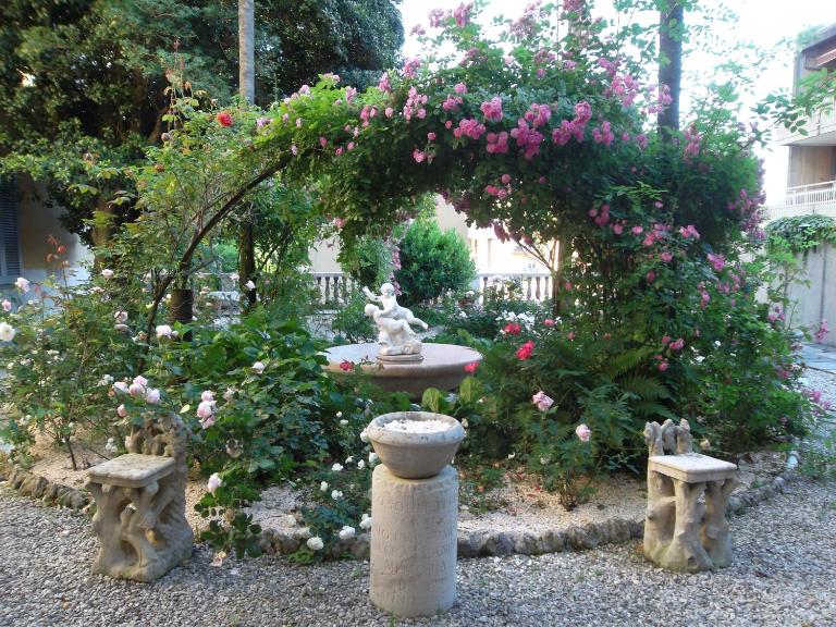 FeWo Luino Loft - B&B Luino