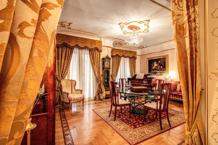 Domus Vittoria - The Luxury Quintessence - B&B Sorrento