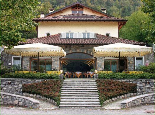 Residence Antico Crotto - Bed and Breakfast Porlezza