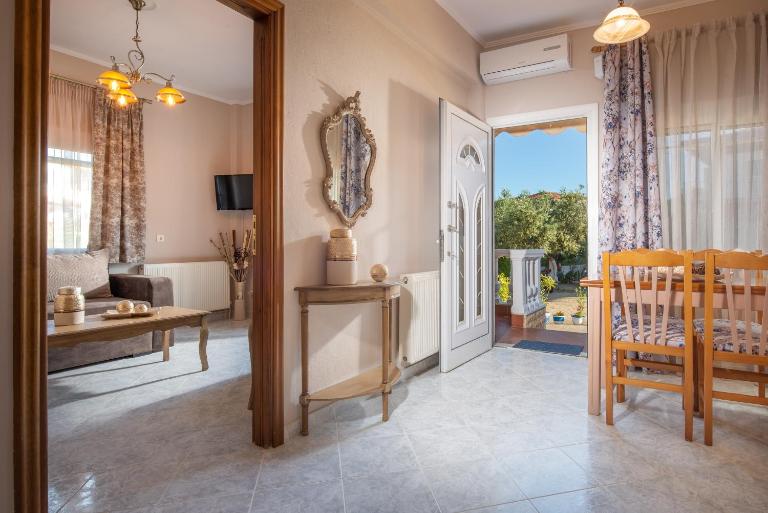 family house Nikos - B&B Sykia