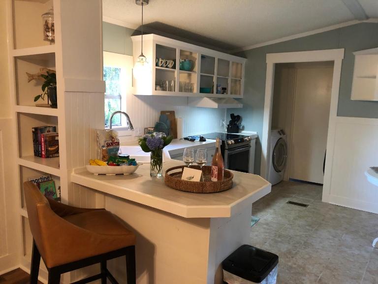 Beaufort SC New Renovation, Close to Parris Island, Historic Downtown, Beautiful Beaches, Sleeps 7 - B&B Beaufort