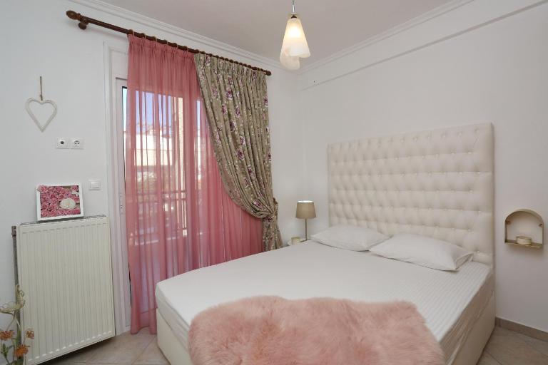 Kastoria Apartments - Bed and Breakfast Polychrono