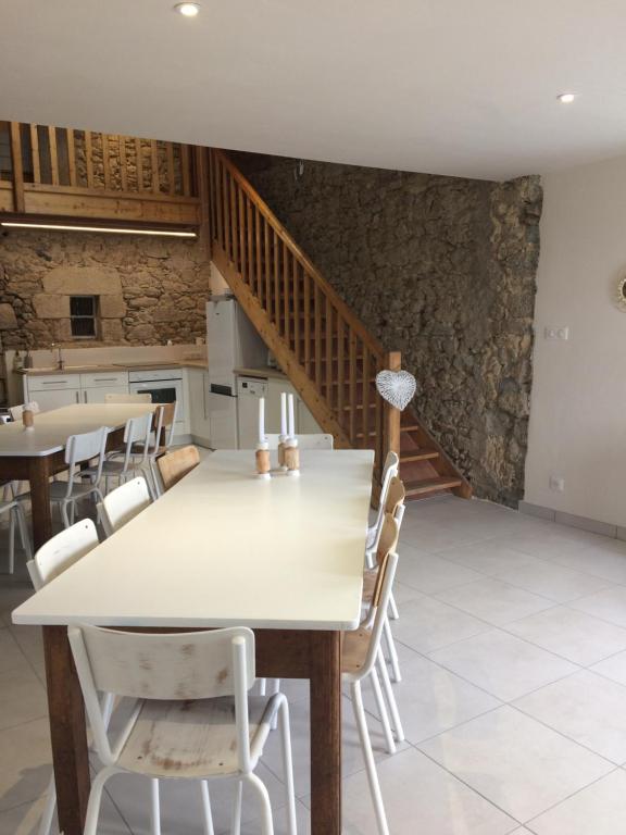 LE PETIT MONTY Gite Côté Jardin - B&B Saint-Malô-du-Bois