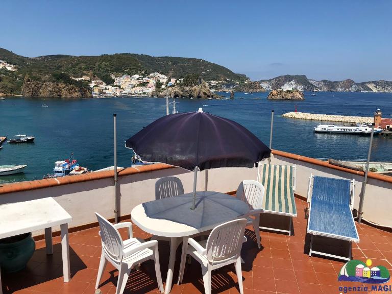 Magi - Bellavista - B&B Ponza