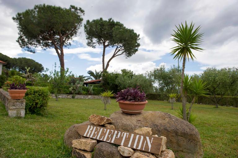 Residence le Mimose - B&B Lacona