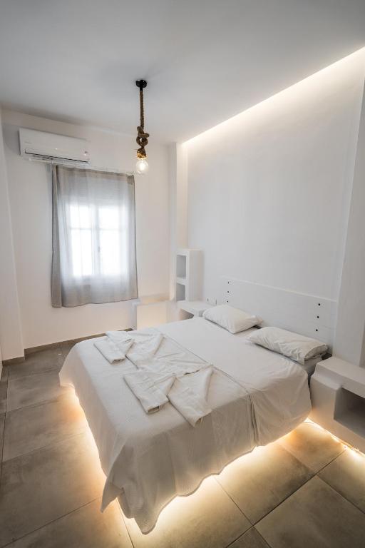 Esmeralda Apartments - B&B Apollonía