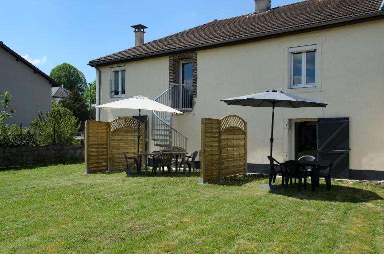 L'Orée des Lacs (Appartement n°1) - Chambres d'hôtes Pont-de-Poitte