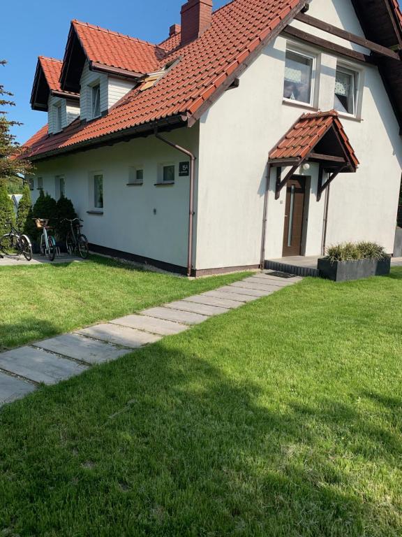 Dom Wypoczynkowy Monika - B&B Białogóra