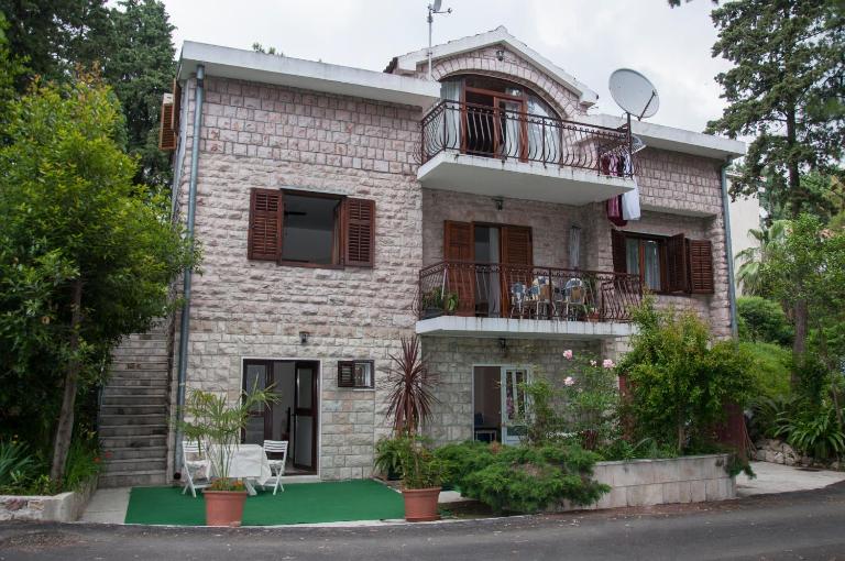 Vuksanovic Apartment - B&B Herceg Novi