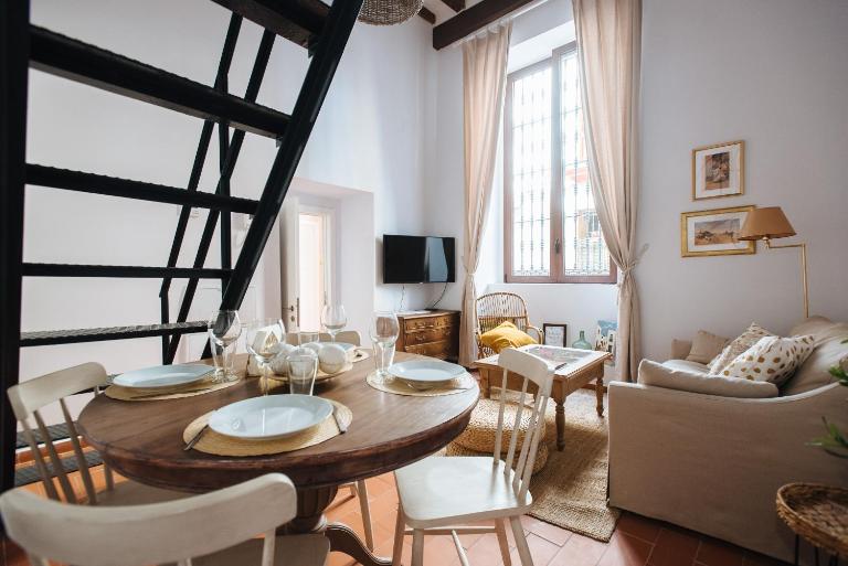 Casa Galera Historic Downtown Apartment in Seville - Ferienwohnung Sevilla