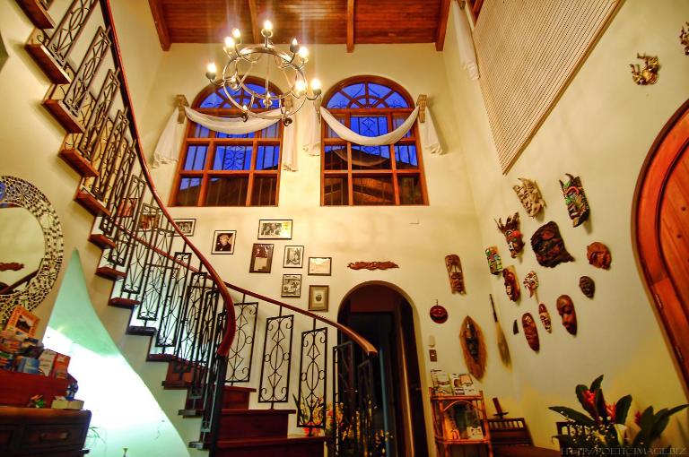 Cariari Bed & Breakfast - Bed and Breakfast San José