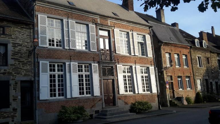 Huize Carmélites - B&B Fumay