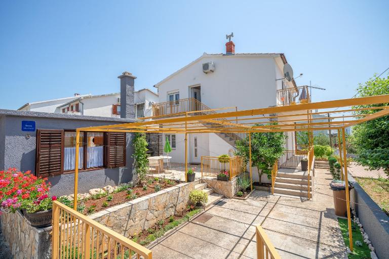 Apartments Klavdija - B&B Vodice