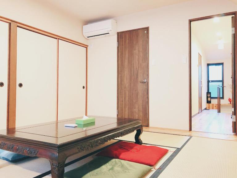 Kyoto Shijo Guest House Ayaomiya villa - B&B Kyoto