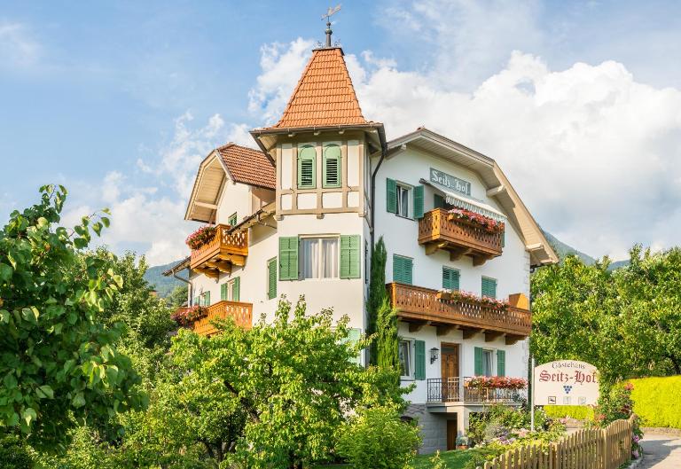 Gästehaus Seitzhof - B&B Merano