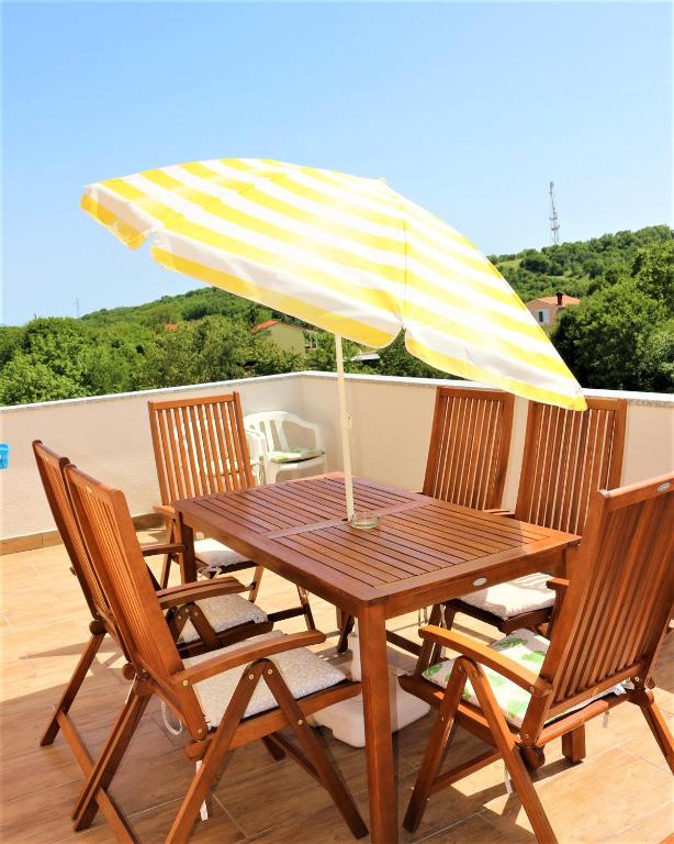 Apartments MARIO - Chambres d'hôtes Malinska
