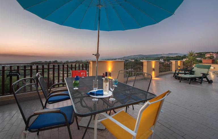 Residence Villa Savoia - Chambres d'hôtes Marino