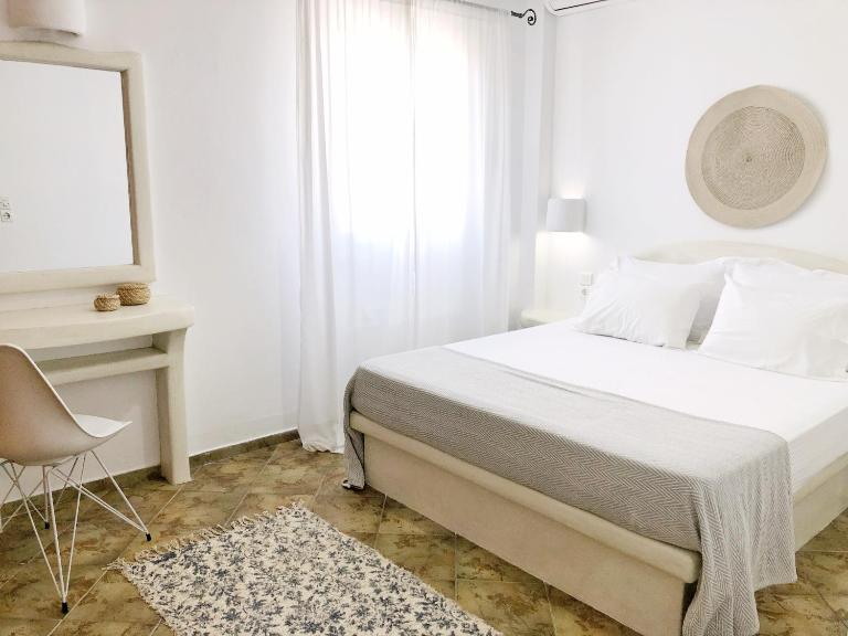 Veletas Apartments - Bed and Breakfast Adámas