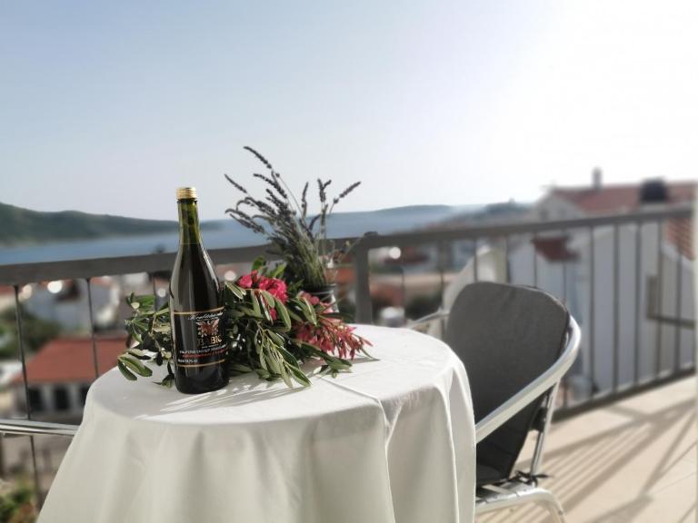 Villa Ilona - Bed and Breakfast Primošten