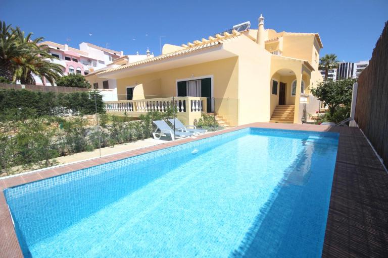 Villa Rosa B by amcf - Bed and Breakfast Portimão