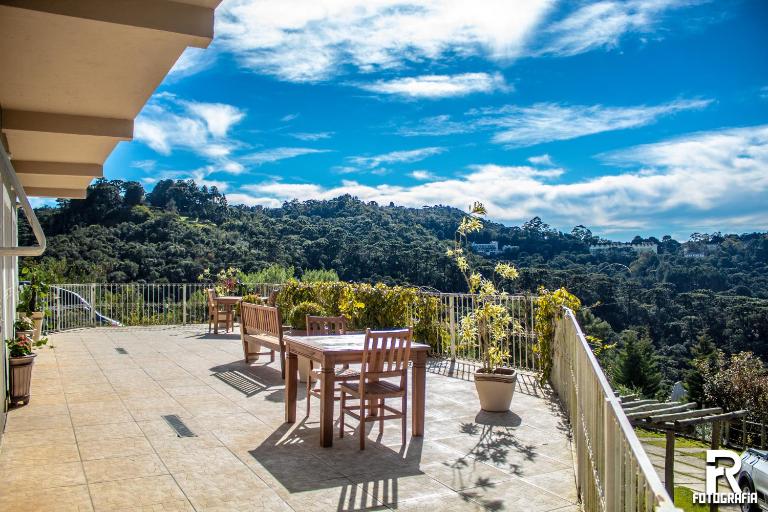 Pousada Bosque das Araucárias - B&B Campos do Jordão