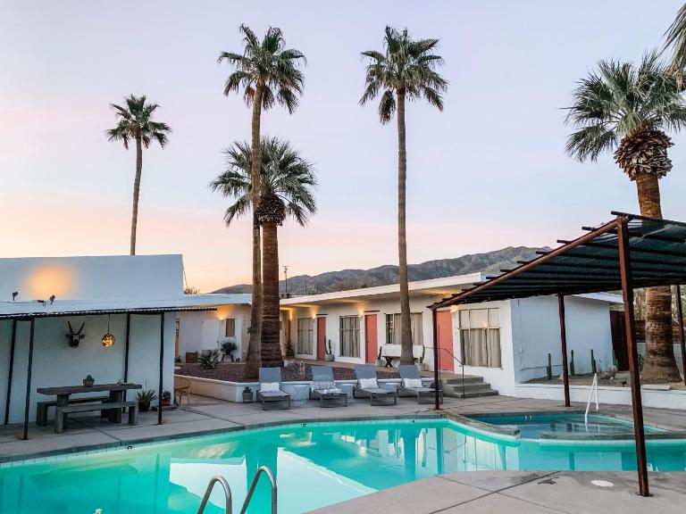 Miracle Manor Boutique Hotel & Spa - Ferienwohnung Desert Hot Springs