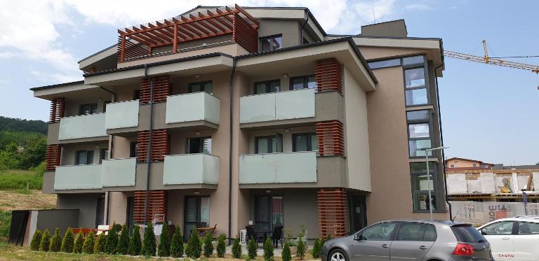 Apartmánový dom DIAMOND apartmán SiMa - B&B Podhájska