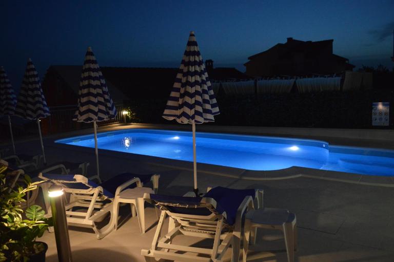 Apartments Vinka - B&B Podstrana