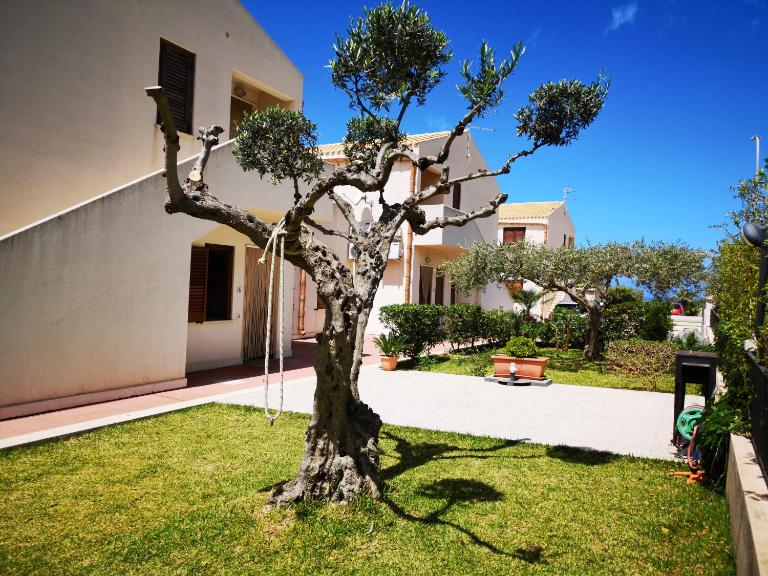 Hawaii Siciliane - B&B Castelluzzo