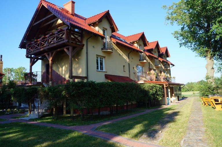 Gospodarstwo agroturystyczne ,, Pod Dębem'' - B&B Smołdziński Las