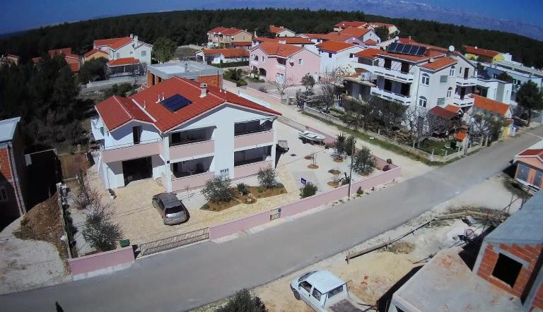 Apartments Ružmarin - Chambres d'hôtes Vrsi